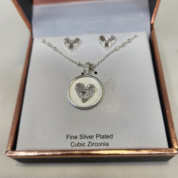 Believe by Brilliance Heart Necklace Earring Set Silver Plated Cubic Zirconia - Picture 2 of 5